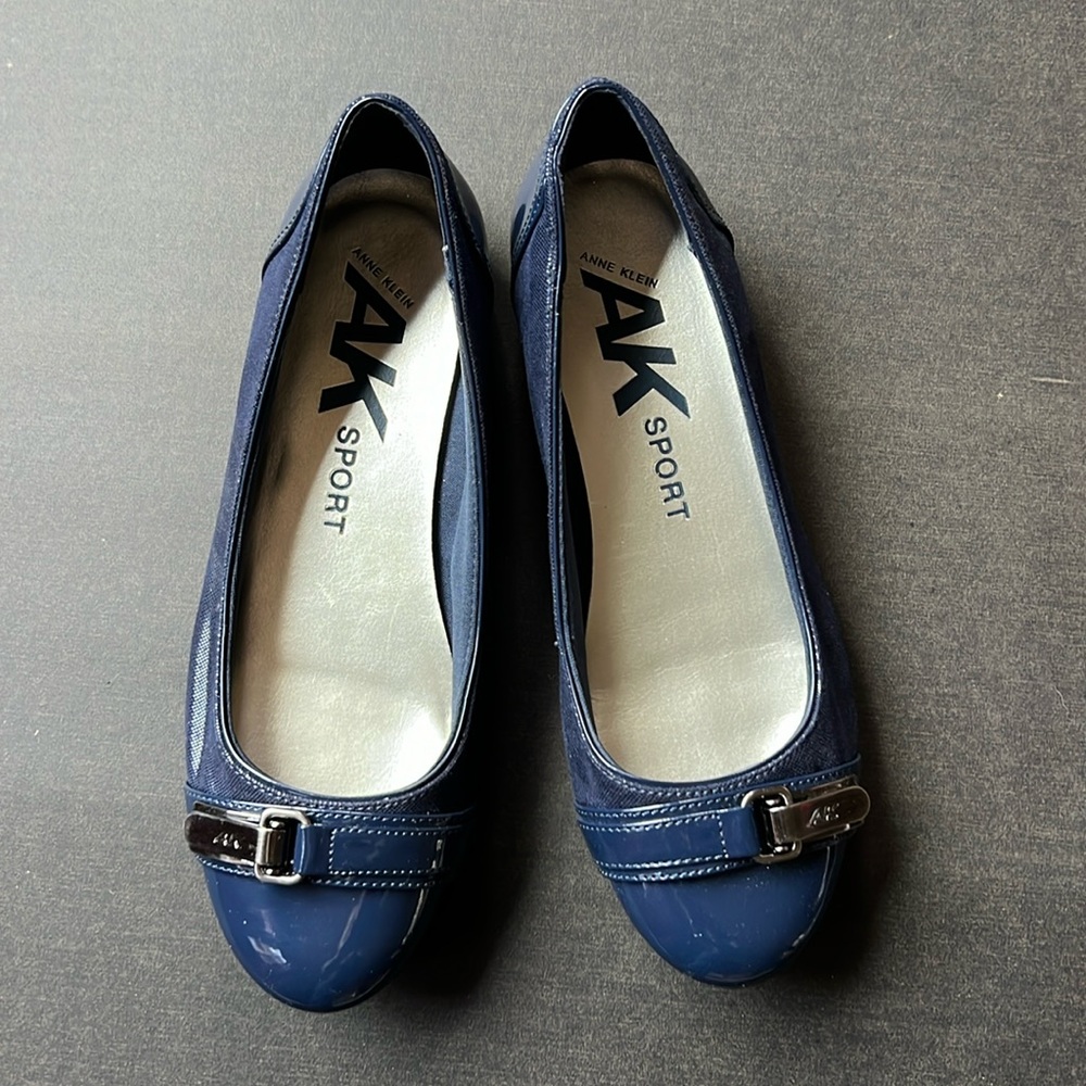 Anne Klein flats